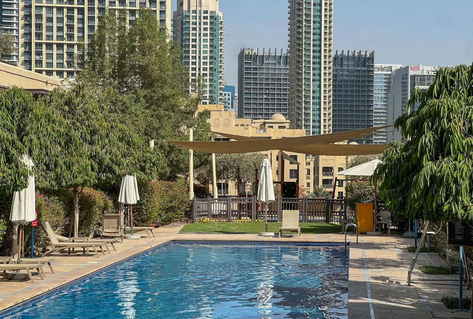 아파트 Durrani Homes - Souk Al Bahar Living Besides Burj Khalifa & Fountain 두바이